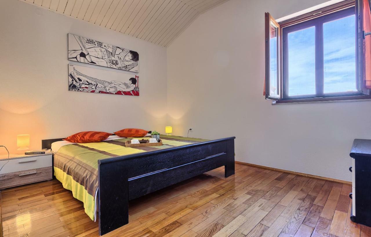 Lantana Apartment Бол Екстер'єр фото